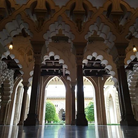 Mirador Del Ebro Apartman Zaragoza Kültér fotó
