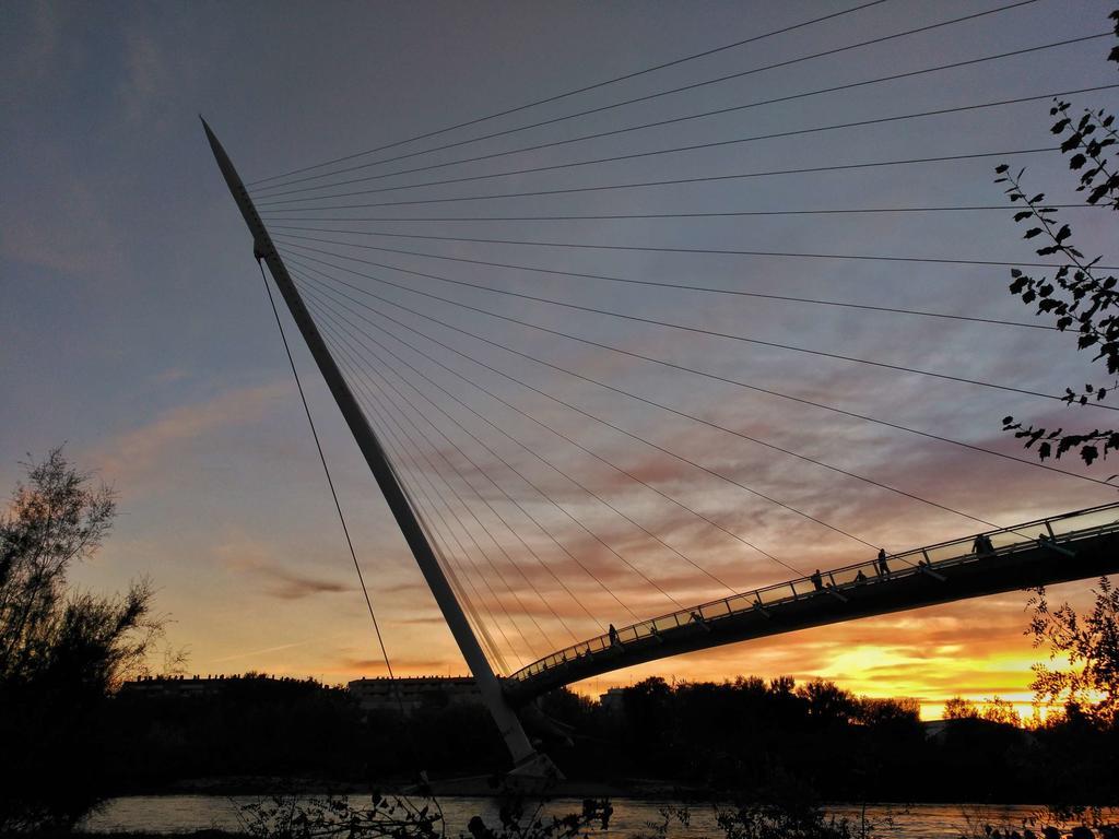 Mirador Del Ebro Apartman Zaragoza Kültér fotó