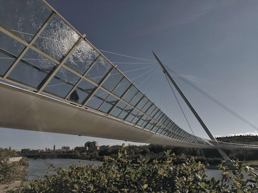 Mirador Del Ebro Apartman Zaragoza Kültér fotó