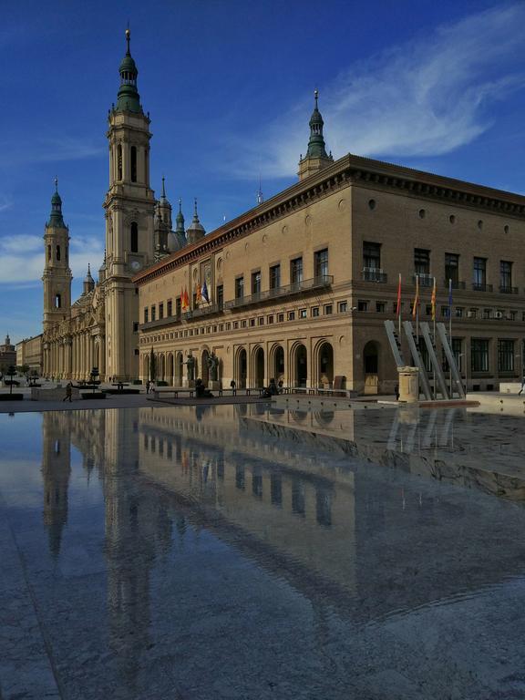 Mirador Del Ebro Apartman Zaragoza Kültér fotó