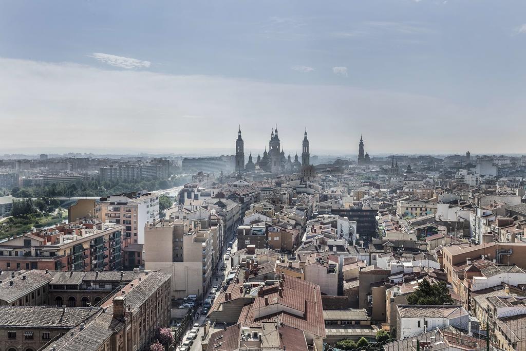 Mirador Del Ebro Apartman Zaragoza Kültér fotó