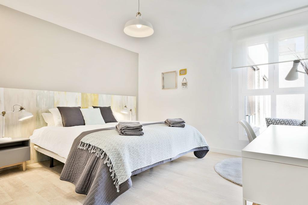 Mirador Del Ebro Apartman Zaragoza Kültér fotó